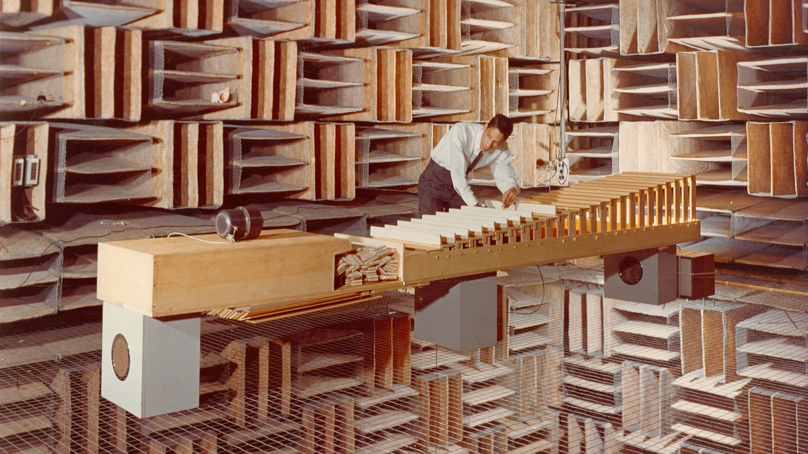 Anechoic chamber Nokia Bell Labs